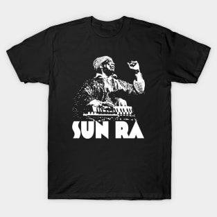 Sun Ra  / retro classic T-Shirt